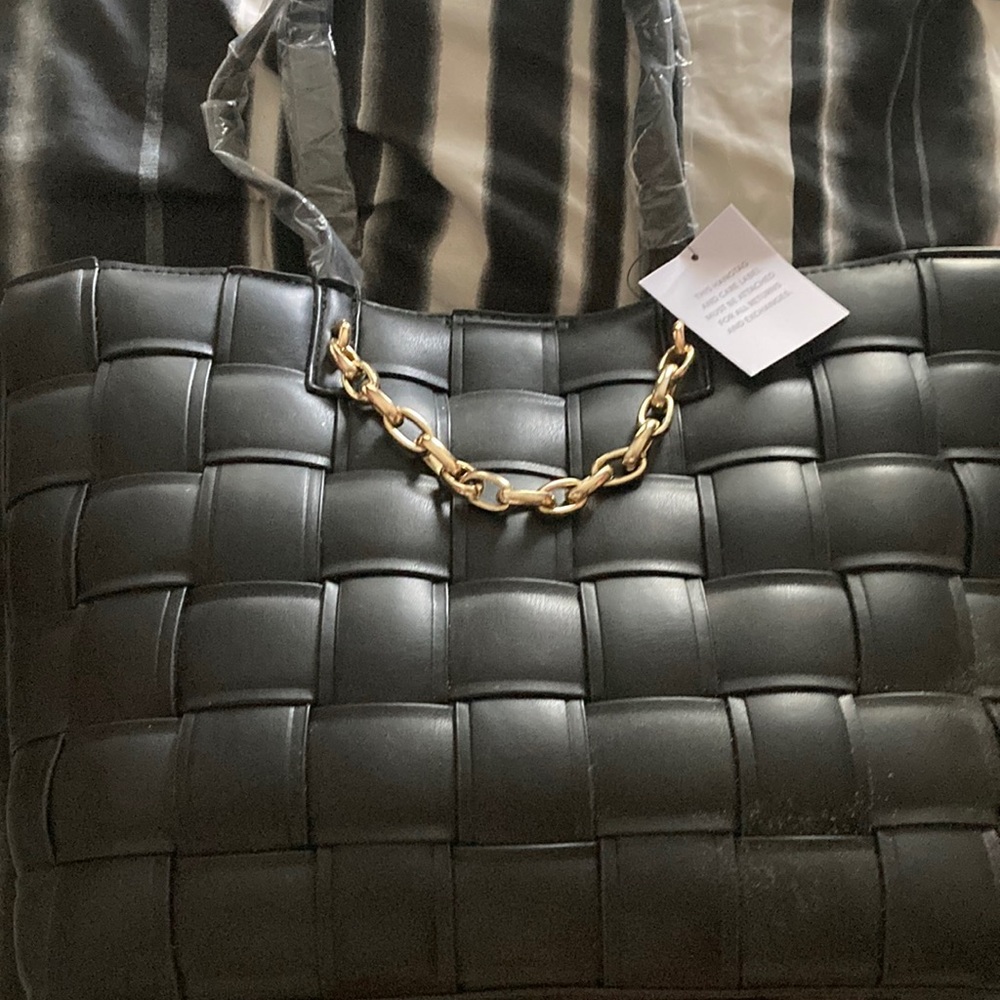 New Black purse with gold chain
